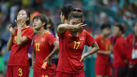 阿兰娜-肯尼迪双响+福勒回归破门，澳大利亚女足4-0大胜伊朗提前出线